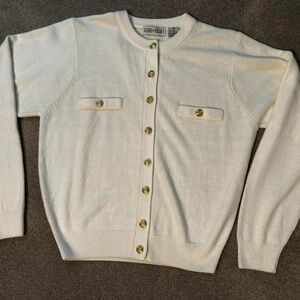 Vintage Elegant cream Sweater with Gold Accents size S